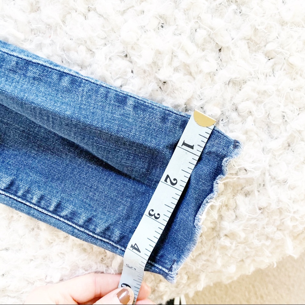 Abercrombie & Fitch Harper Low Rise Ankle Jeans - Picture 6 of 11